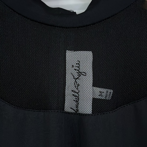 Kendal & Kylie bodysuit - Picture 2 of 3